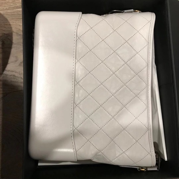 Preloved authentic Chanel Gabriela hobo large bag - Picture 4 of 8